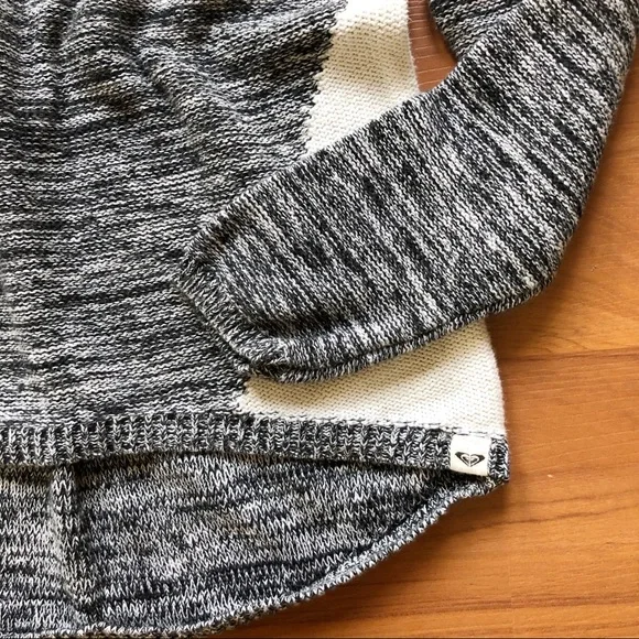 90s Roxy HiLow Knit Sweater - Picture 6 of 8